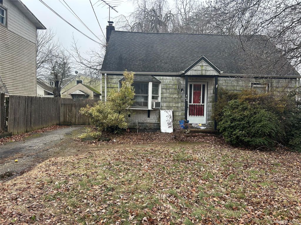 309 Depot Road, Huntington Station, NY 11746