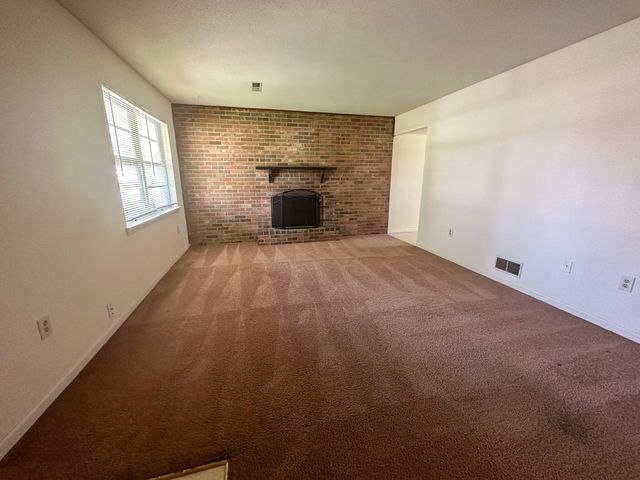 4823 E MEADOW LARK LN A+B, Columbia, MO 65201