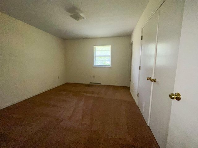 4823 E MEADOW LARK LN A+B, Columbia, MO 65201