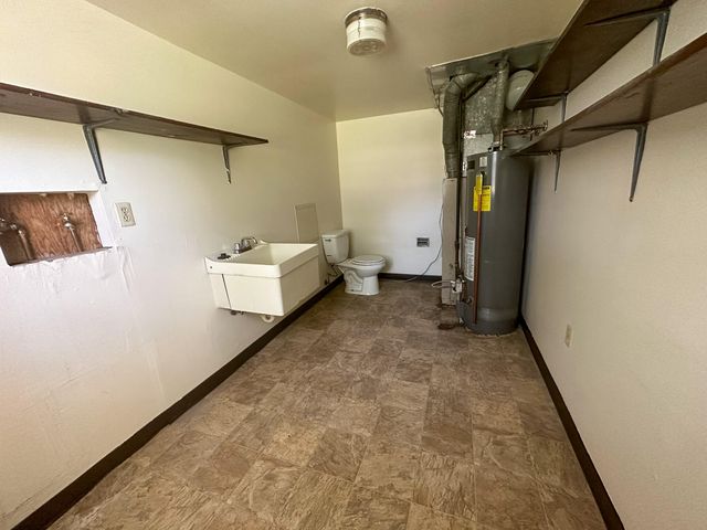 4823 E MEADOW LARK LN A+B, Columbia, MO 65201