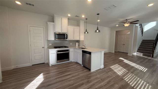 191 Town Park Avenue, Princeton, TX 75407