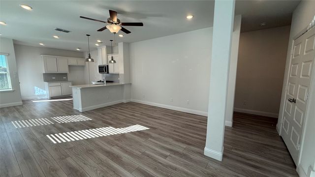 191 Town Park Avenue, Princeton, TX 75407