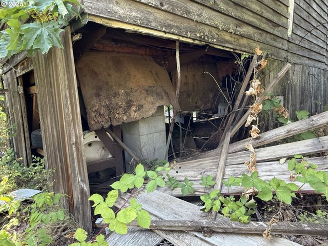 121 Cooke Rd, White Salmon, WA 98672