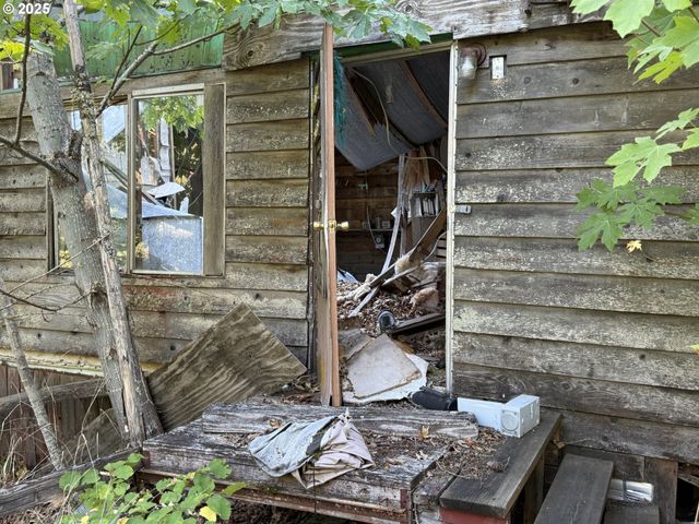 121 Cooke Rd, White Salmon, WA 98672