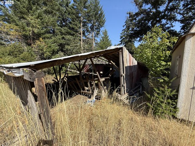 121 Cooke Rd, White Salmon, WA 98672