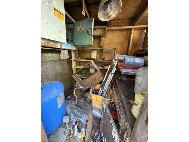 121 Cooke Rd, White Salmon, WA 98672