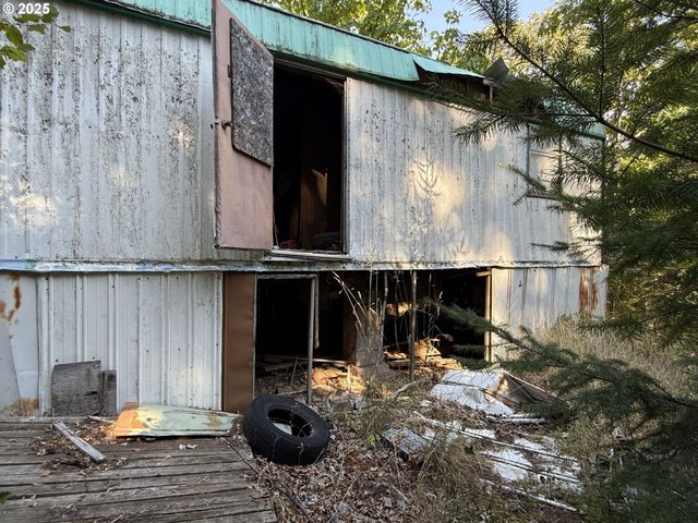 121 Cooke Rd, White Salmon, WA 98672