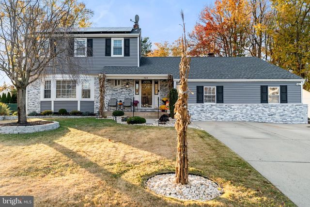 406 RHODE ISLAND AVE, Cherry Hill, NJ 08002