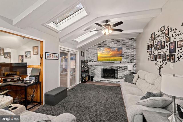 406 RHODE ISLAND AVE, Cherry Hill, NJ 08002