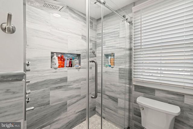 406 RHODE ISLAND AVE, Cherry Hill, NJ 08002