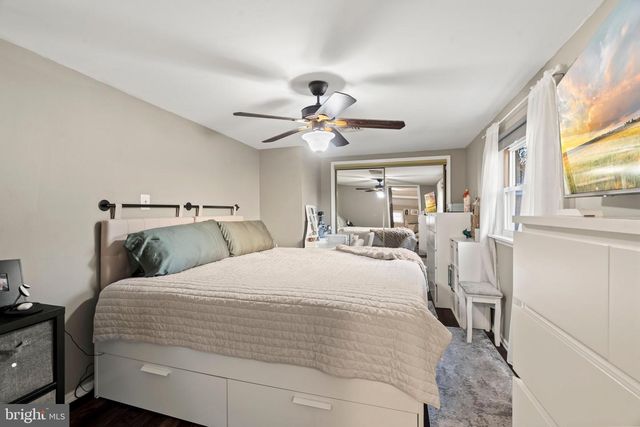 406 RHODE ISLAND AVE, Cherry Hill, NJ 08002