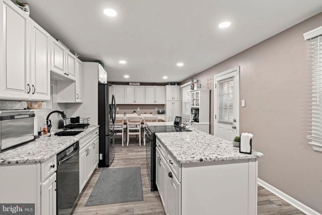 406 RHODE ISLAND AVE, Cherry Hill, NJ 08002