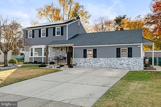 406 RHODE ISLAND AVE, Cherry Hill, NJ 08002