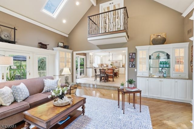 9 Proprietor Ln, Readington Twp., NJ 08889
