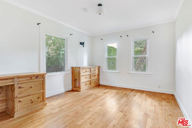 409 N Kilkea Drive, Los Angeles, CA 90048