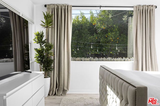 409 N Kilkea Drive, Los Angeles, CA 90048