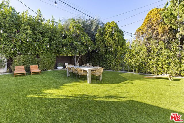 409 N Kilkea Drive, Los Angeles, CA 90048