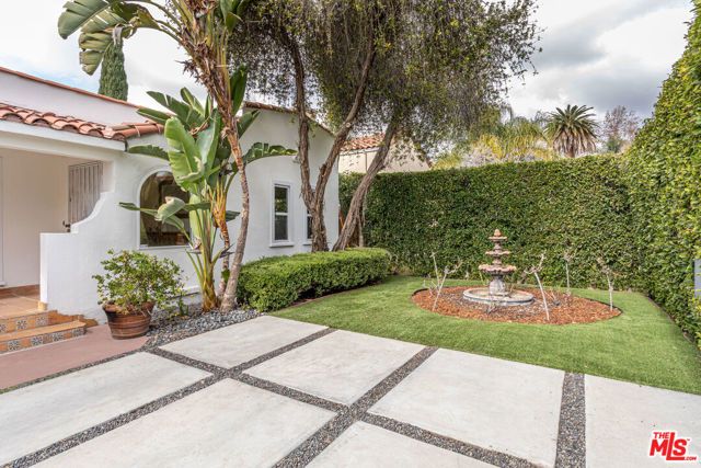 409 N Kilkea Drive, Los Angeles, CA 90048