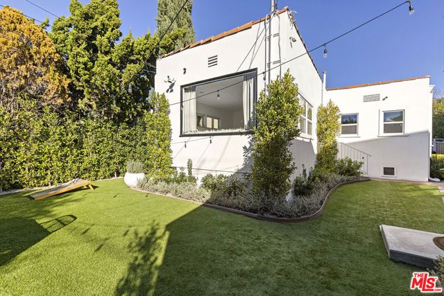 409 N Kilkea Drive, Los Angeles, CA 90048