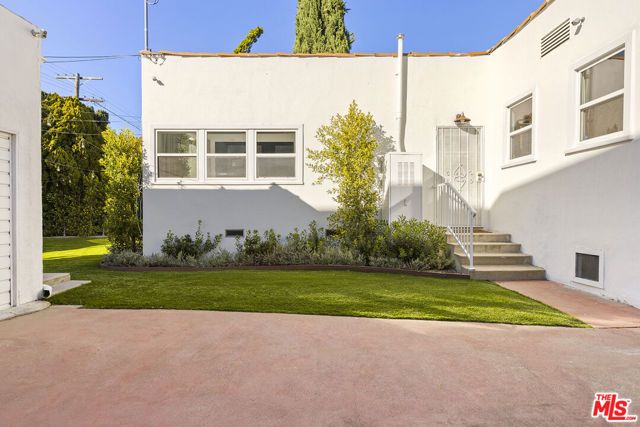 409 N Kilkea Drive, Los Angeles, CA 90048