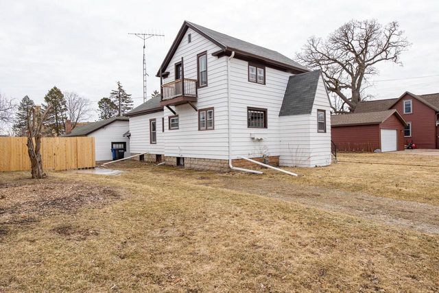 1412 JEFFERSON STREET, Oshkosh, WI 54901