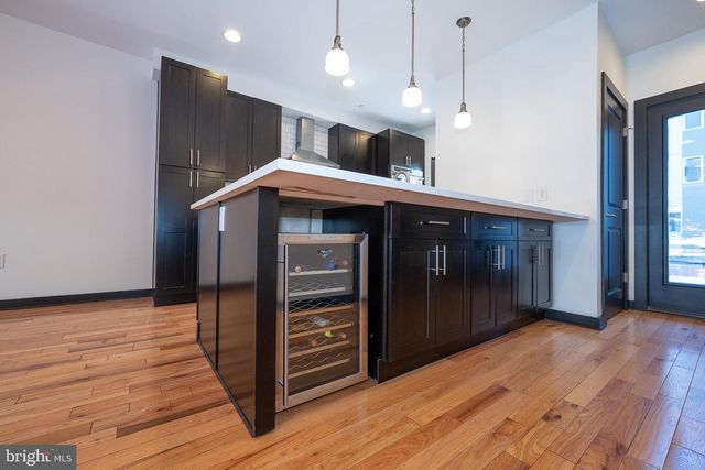 2350 E YORK ST, Philadelphia, PA 19125