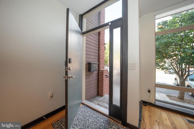 2350 E YORK ST, Philadelphia, PA 19125