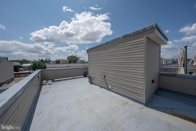 2350 E YORK ST, Philadelphia, PA 19125