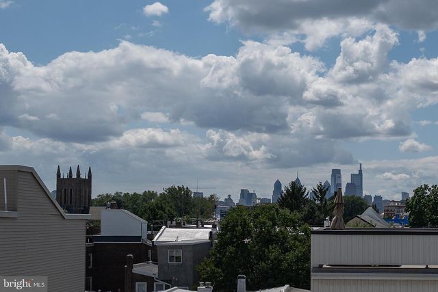2350 E YORK ST, Philadelphia, PA 19125