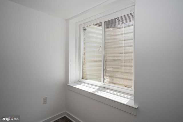 2350 E YORK ST, Philadelphia, PA 19125