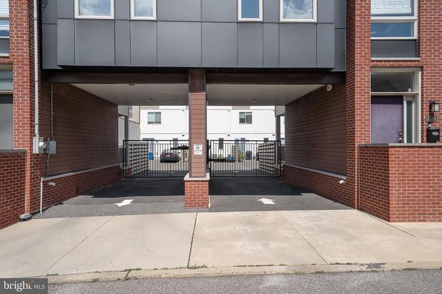 2350 E YORK ST, Philadelphia, PA 19125
