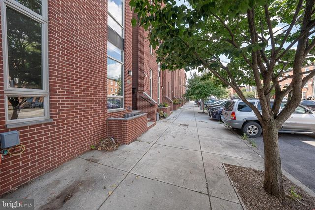 2350 E YORK ST, Philadelphia, PA 19125