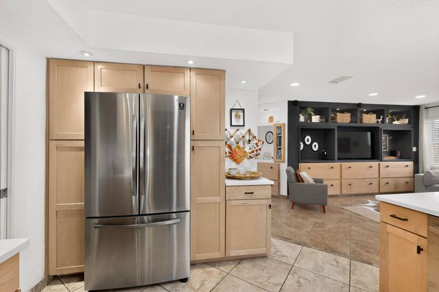 8808 Freemont Ellis Court NE, Albuquerque, NM 87122