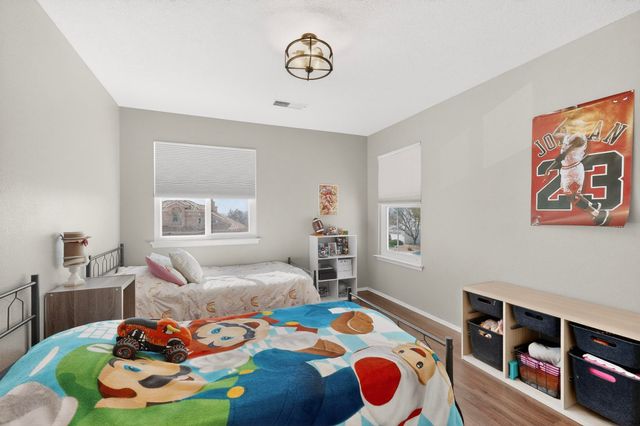 8808 Freemont Ellis Court NE, Albuquerque, NM 87122