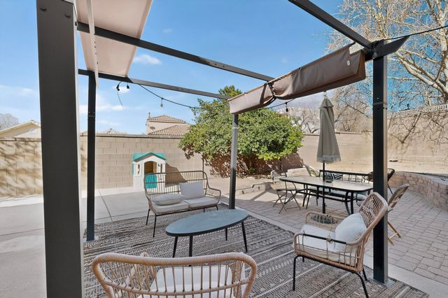 8808 Freemont Ellis Court NE, Albuquerque, NM 87122