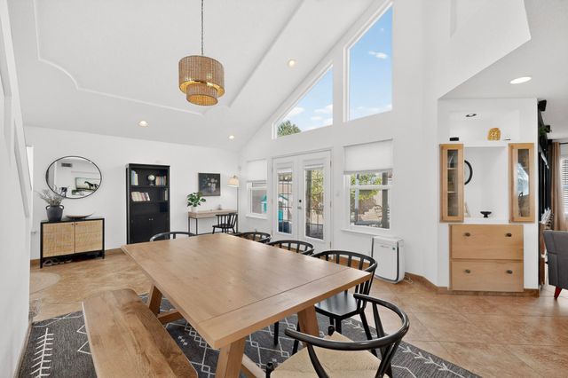 8808 Freemont Ellis Court NE, Albuquerque, NM 87122