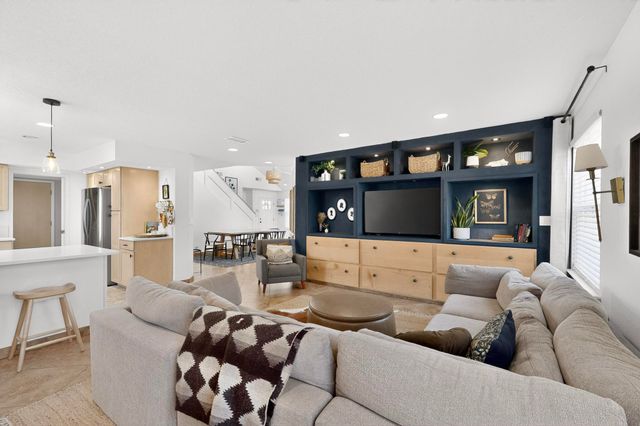 8808 Freemont Ellis Court NE, Albuquerque, NM 87122