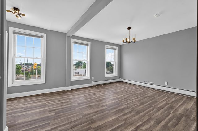 255 KENNEDY BLVD, Bayonne, NJ 07002