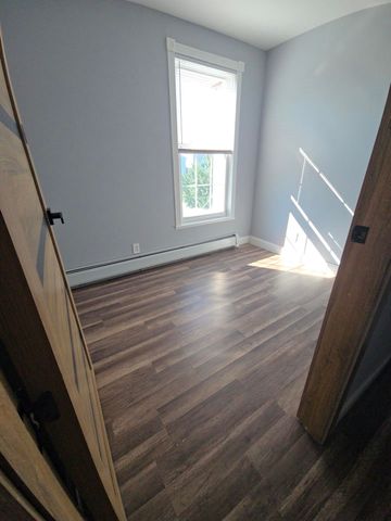 255 KENNEDY BLVD, Bayonne, NJ 07002