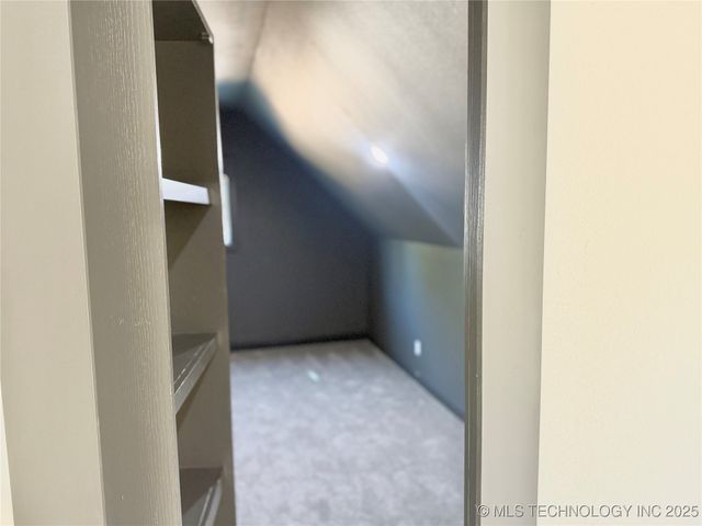 2006 W Driftwood Drive, Claremore, OK 74017