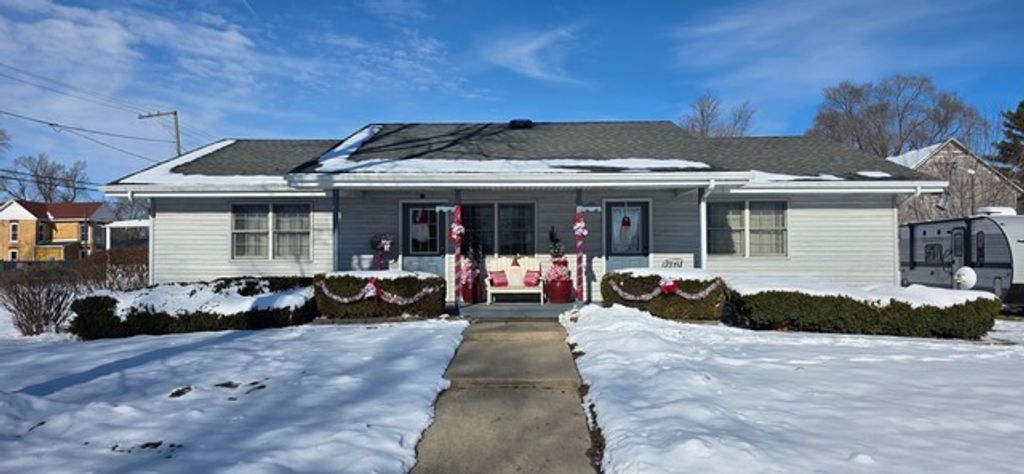 176 S Dixie Highway, St. Anne, IL 60964