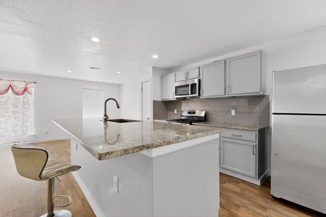 1545 Drury Drive, Dallas, TX 75232