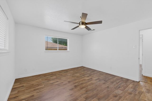1545 Drury Drive, Dallas, TX 75232