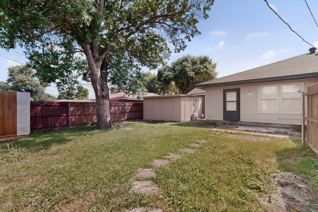 1545 Drury Drive, Dallas, TX 75232