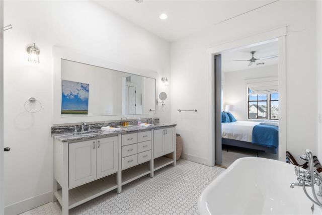 29 Water Street 8, Carlton Landing, OK 74432