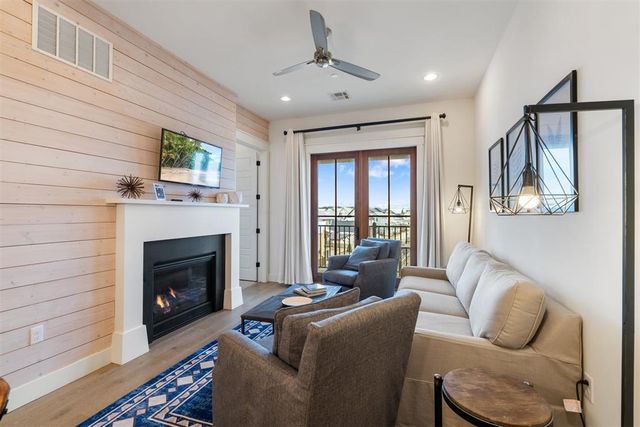 29 Water Street 8, Carlton Landing, OK 74432