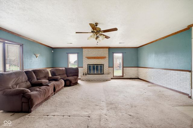 6911 E Raymond Street, Indianapolis, IN 46239