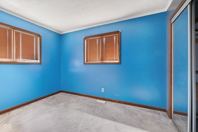 6911 E Raymond Street, Indianapolis, IN 46239