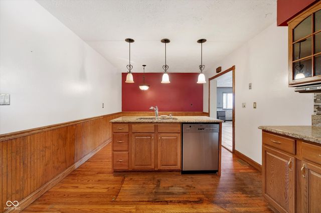 6911 E Raymond Street, Indianapolis, IN 46239