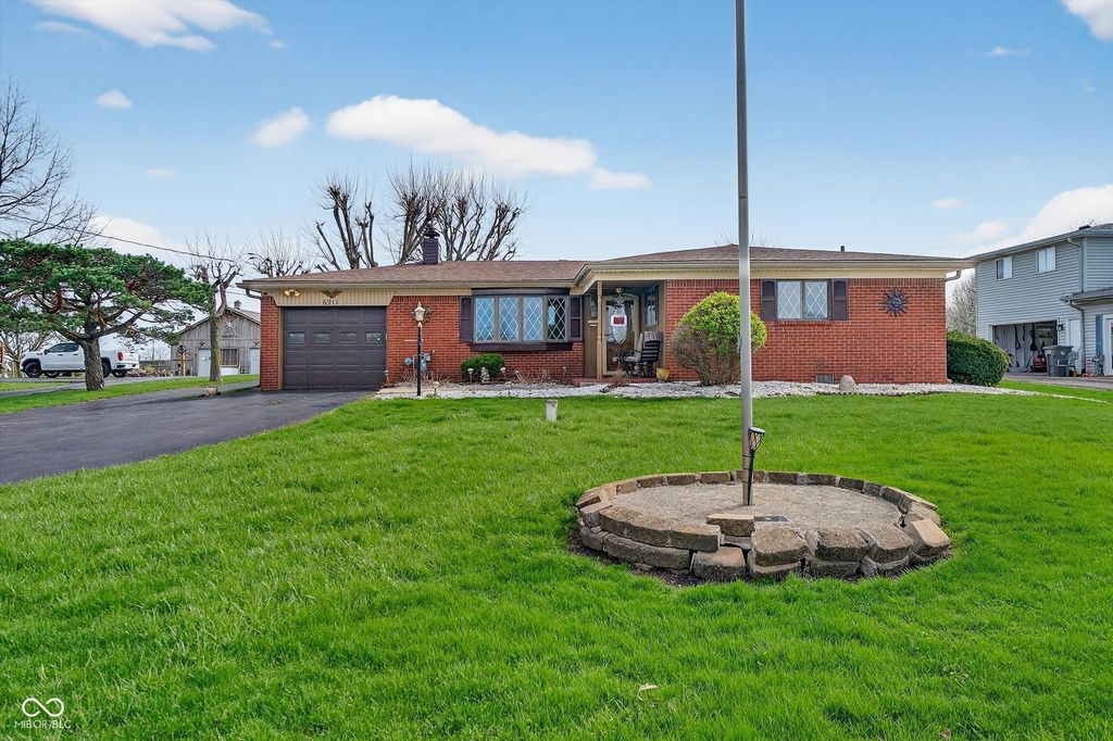 6911 E Raymond Street, Indianapolis, IN 46239